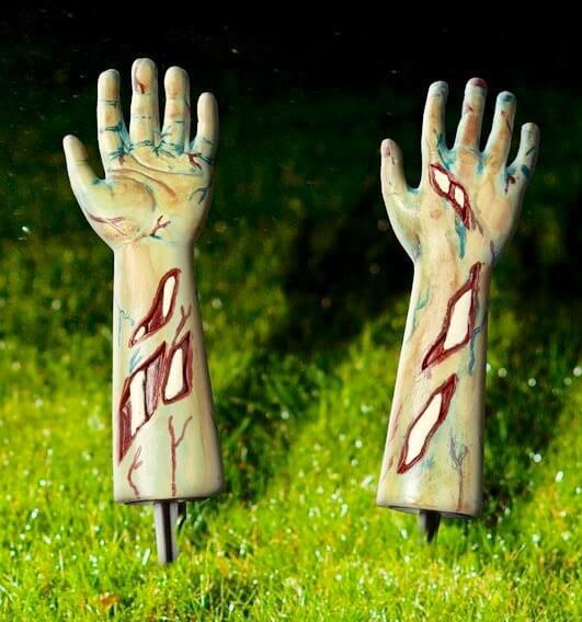 Zombie Hands Yard Stakes Plastic Halloween Lawn Decoration Props (Pack ...