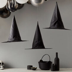 Hanging Witch Hats (pk3)