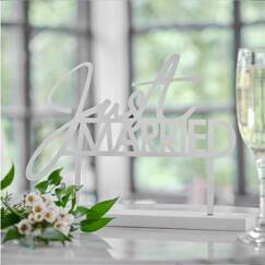 White Just Married Table Sign
