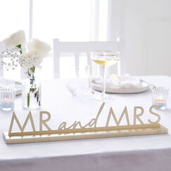 Gold Mr & Mrs Table Sign